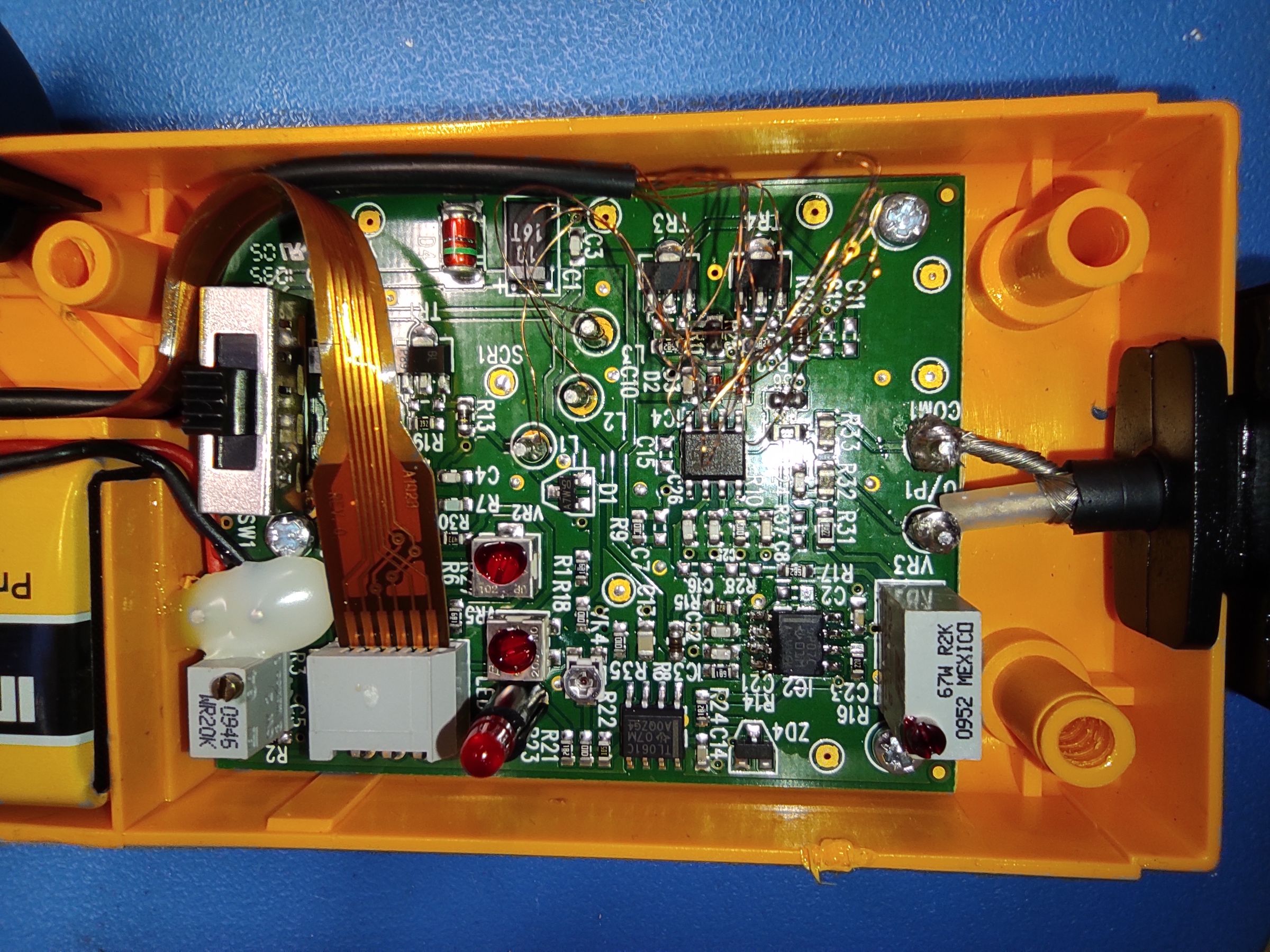Fluke i30 AC/DC current clamp teardown and repair